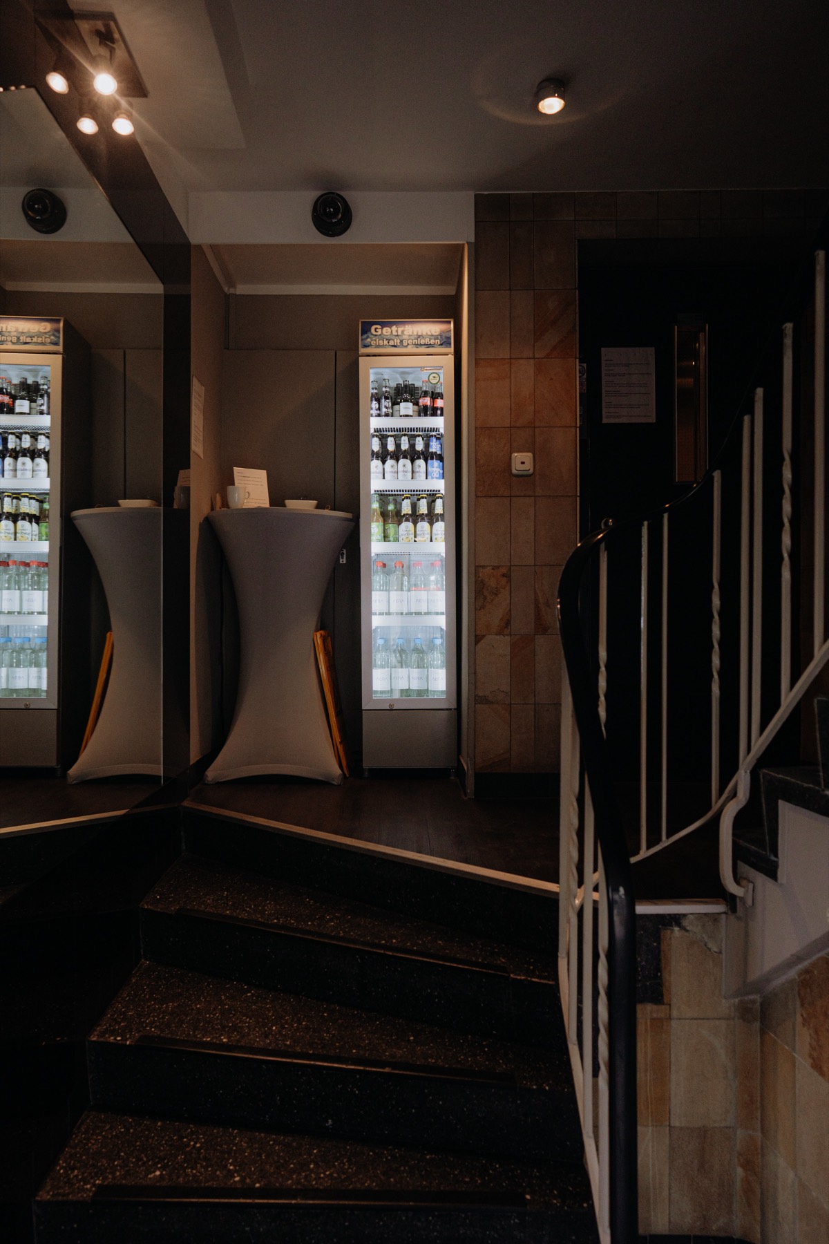 Getränkekühlschrank auf der Etage im Hotel am Rothenbaum